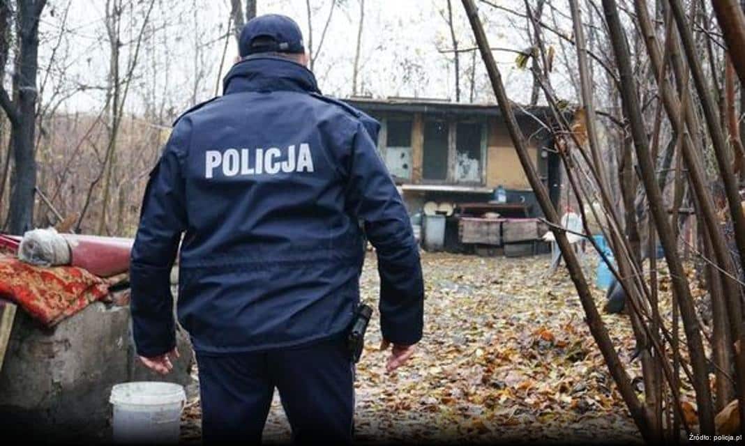 Trzecioklasiści z Działdowa odwiedzili lokalną komendę policji